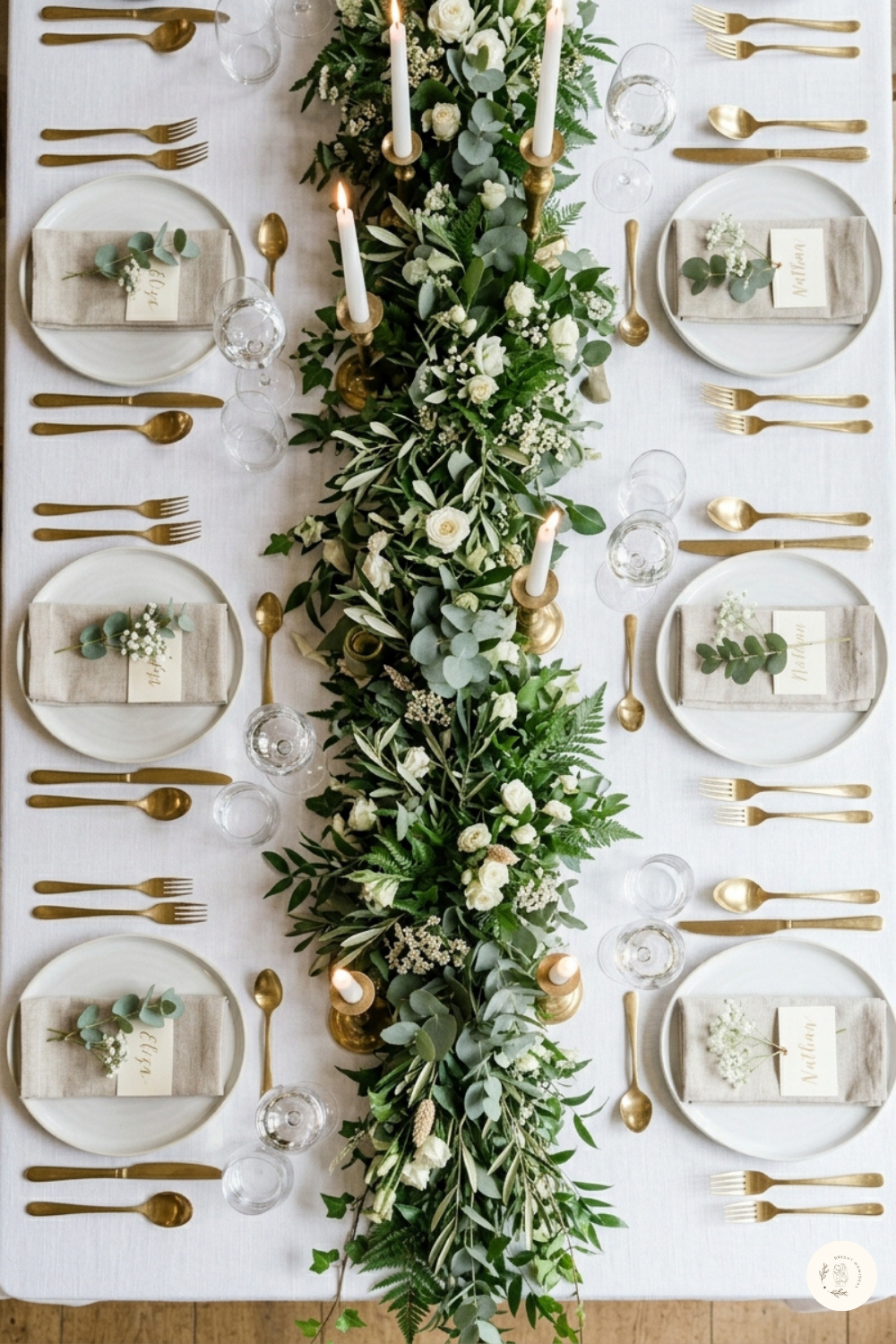 wedding dinner table