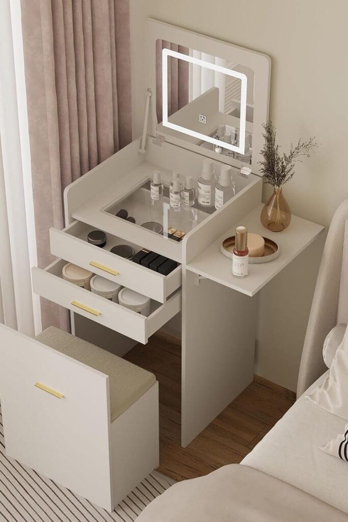 Small Makeup Vanity Table for Small Spaces